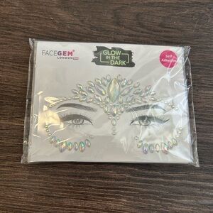 Glow in the Dark Face Gems - Silver